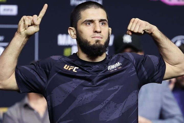Islam Makhachev explica de ce trebuie sa inveti grappling: „Ia banii si pleaca acasa”