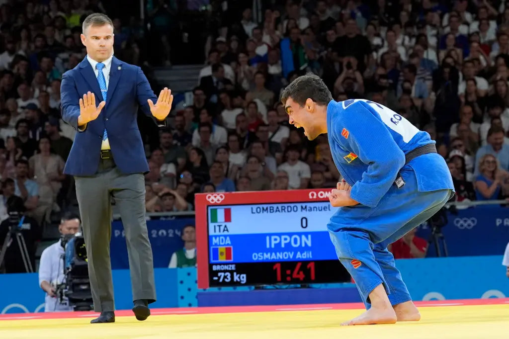 VIDEO. Adil Osmanov, judokanul moldovean laureat cu bronz la Jocurile Olimpice s-a accidentat in timp ce se bucura de medalia castigata!