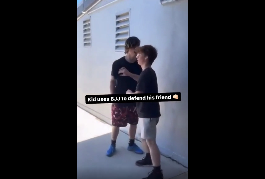 Un copil s-a folosit de BJJ pentru a-si apara prietenul! (VIDEO)
