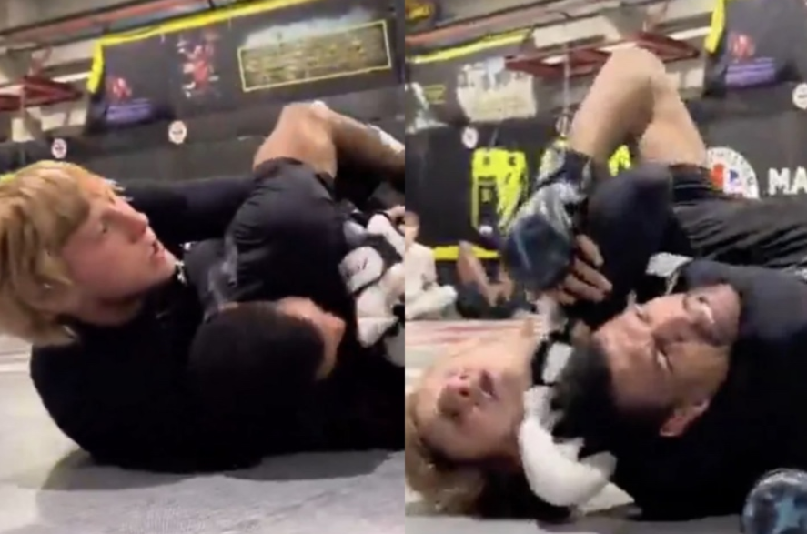 Luptatorul UFC Paddy Pimblett il sugruma pe un tip care ii comenta pe net! (VIDEO)