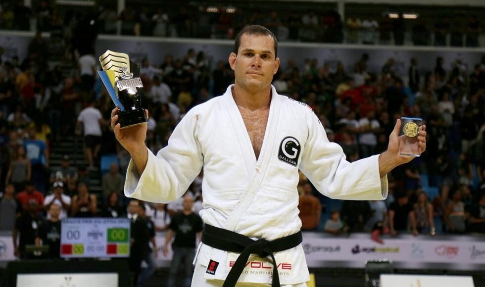 Ce crede Roger Gracie despre incepatorii in BJJ care urmaresc tehnici pe YouTube