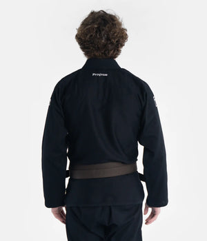 Kimono Brazilian Jiu Jitsu PROGRESS Negru poza facuta pe un model din spate